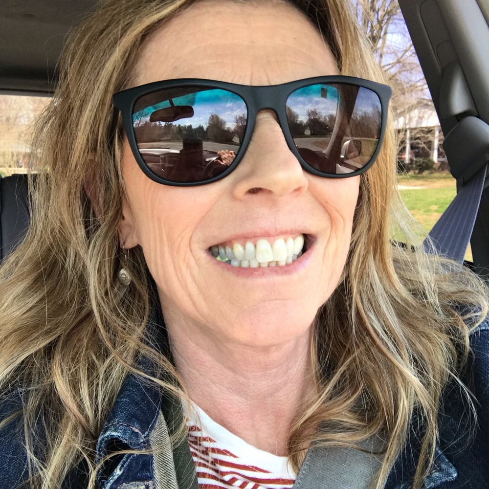 Meet your Posher, Kelley